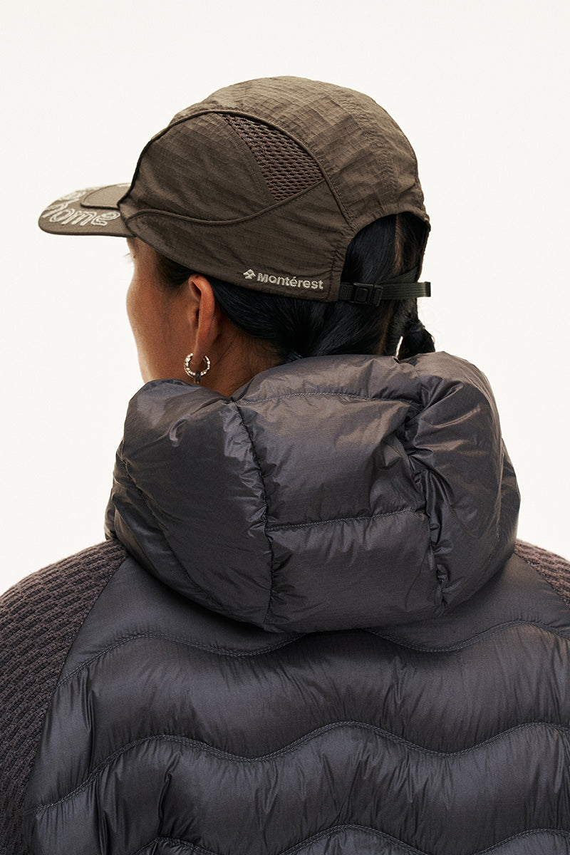 Water-repellent embroidered mesh cap