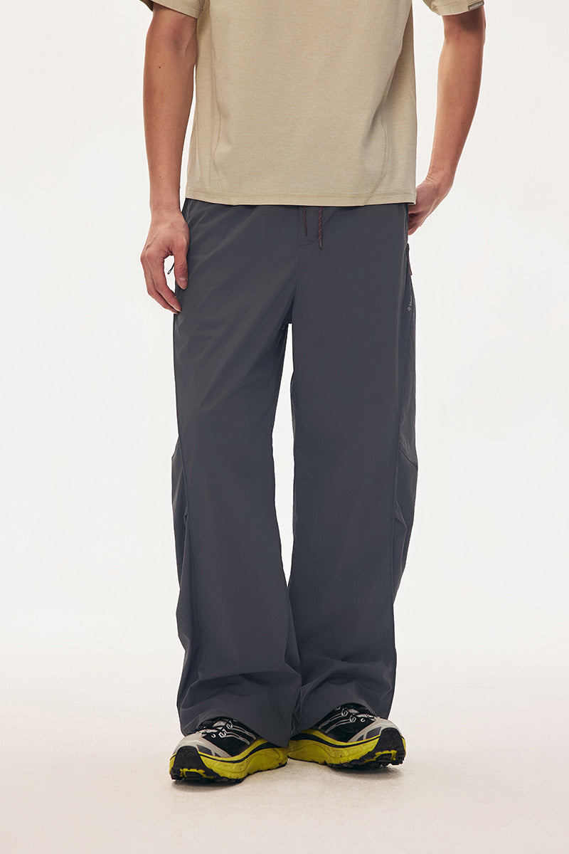 Sweat-wicking, quick-drying light stretch pants